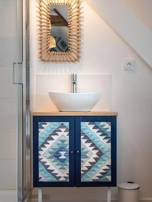 Appartement Duplex Contemporain Dans Maison Du Xviieme Siecle Fougères