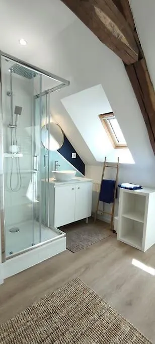 Appartement Duplex Contemporain Dans Maison Du Xviieme Siecle Fougères France