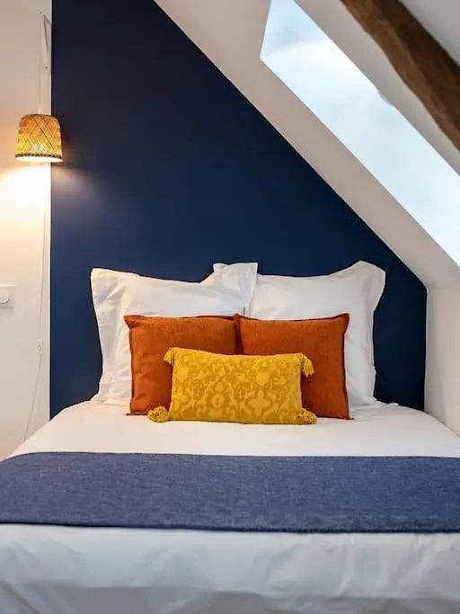 Duplex Contemporain Dans Maison Du Xviieme Siecle Fougères Appartement